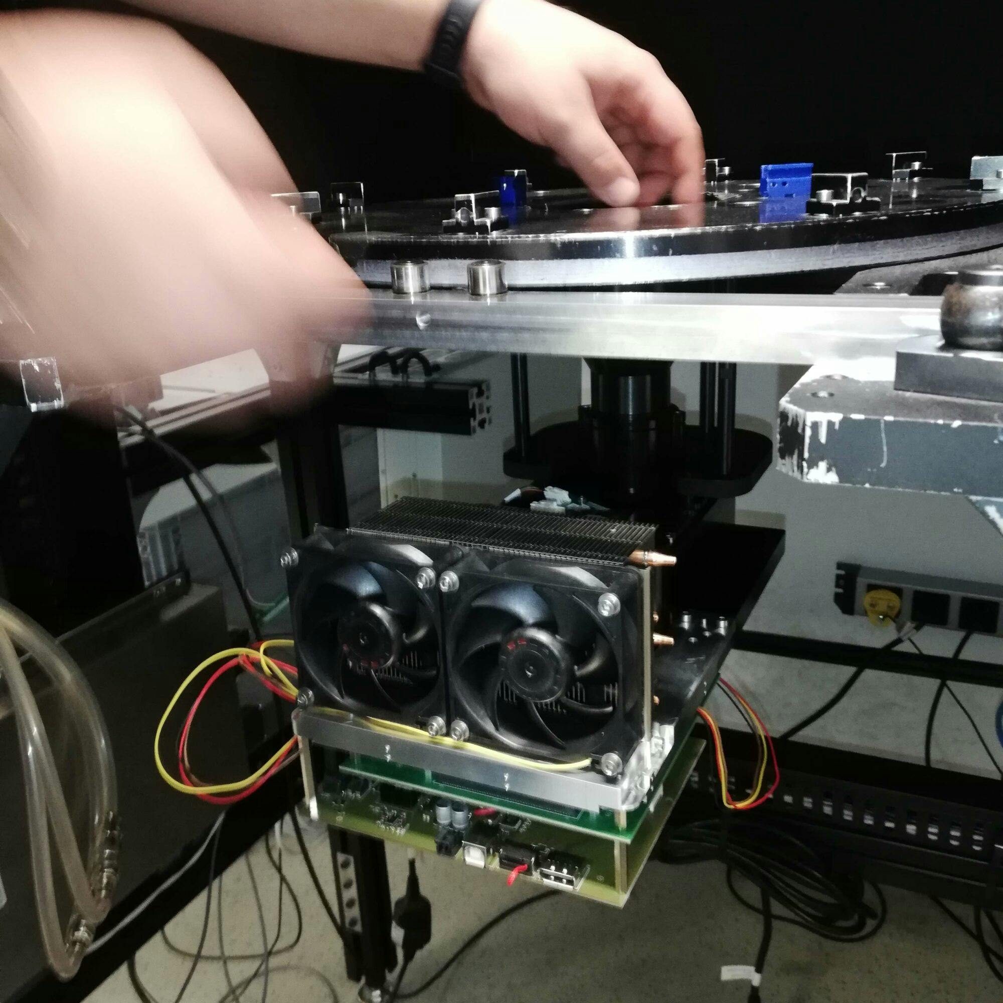 First run: the prototype of In-Vision´s new 4k DLP UV Light Projector gets tested on the test rig - like every product that leaves the company.